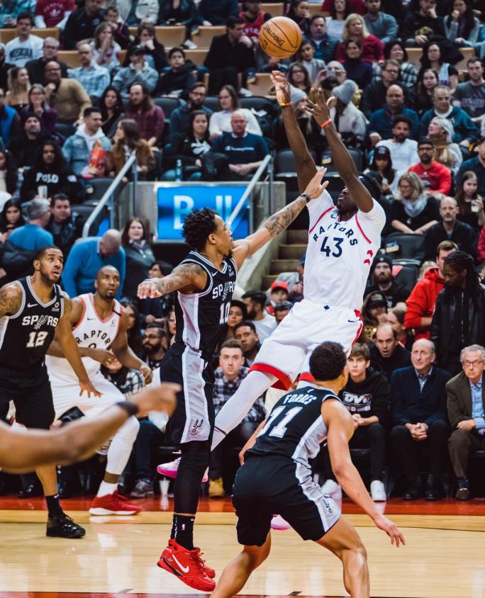 爱游戏入口-魔术绝杀猛龙，西亚卡姆带队取胜