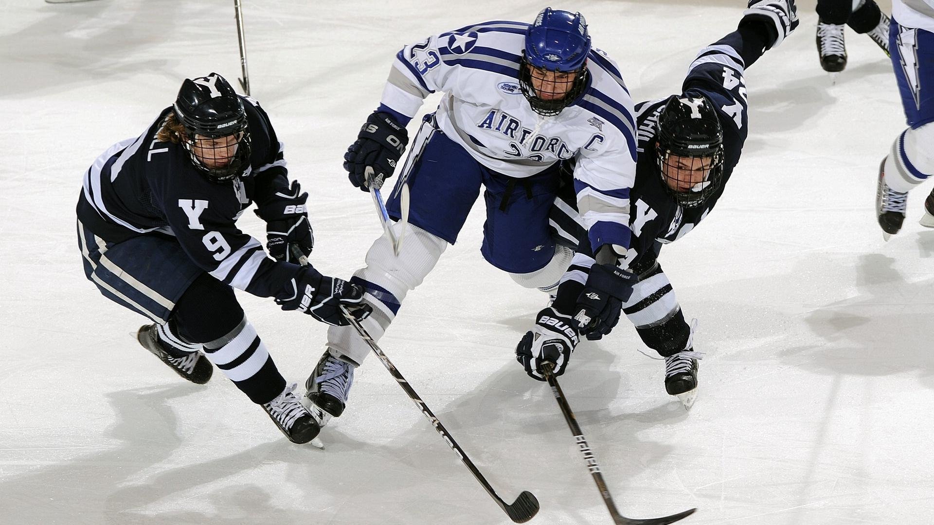 魔术轻取公牛，爱德华兹在F1赛道争冠模式接管比赛，跨界王者的统治力启示