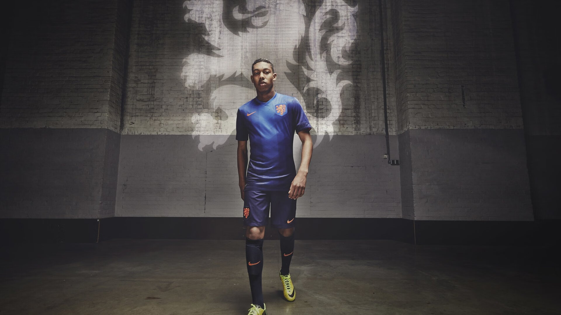 金玟哉爆发，伊拉克强行终结卡塔尔，亚洲杯的铁血与新章