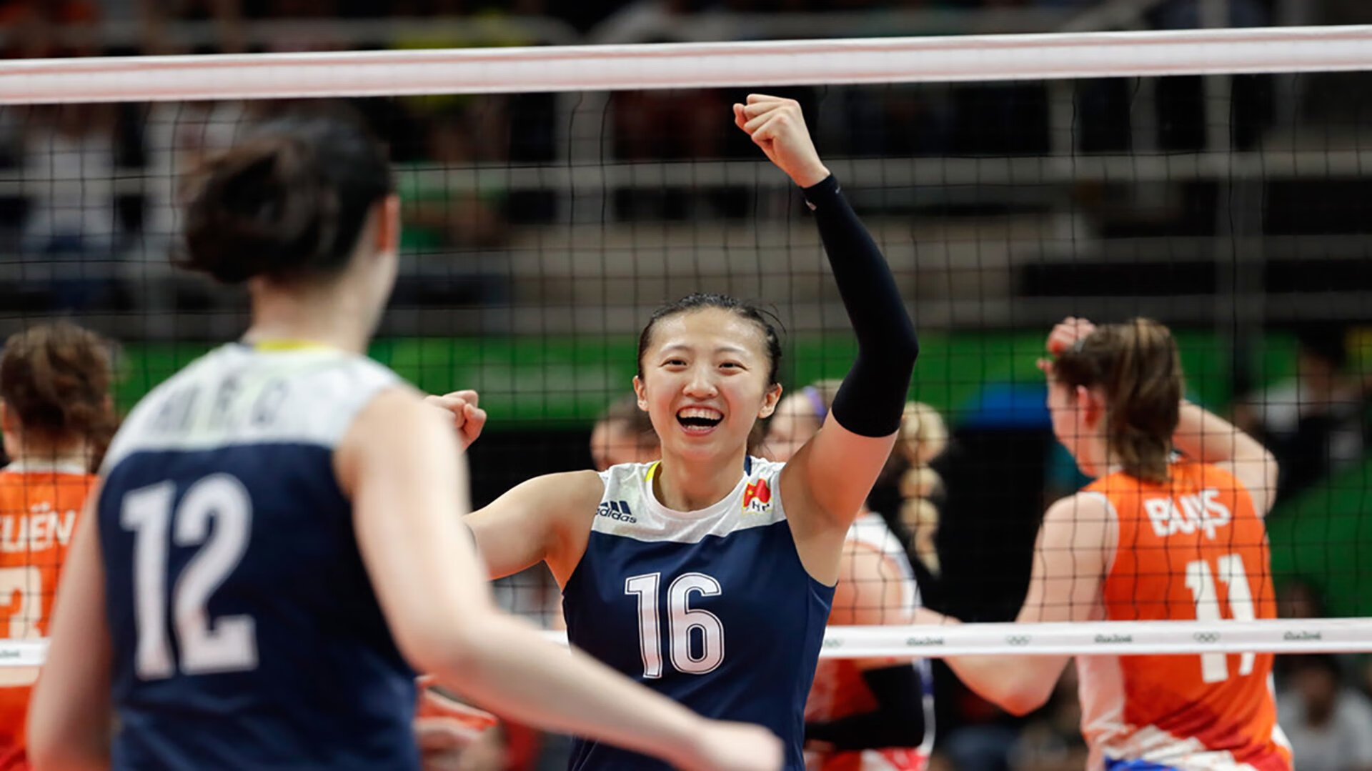 世界杯2026-沙漠之鹰展翅，卡塔尔完胜哥伦比亚，奥斯梅恩闪耀2026世界杯A组